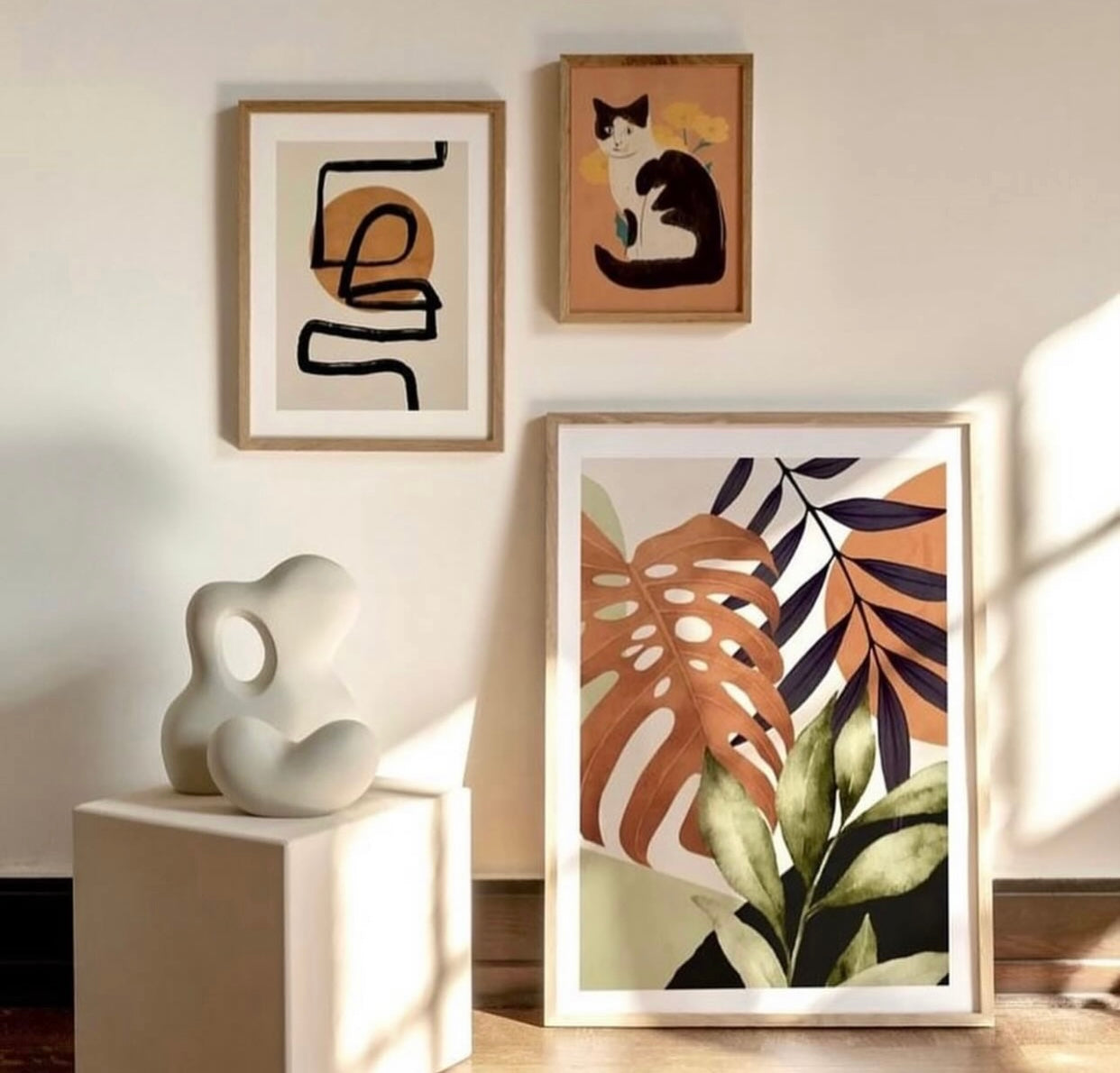 This stunning 3-Piece art wall frame Set